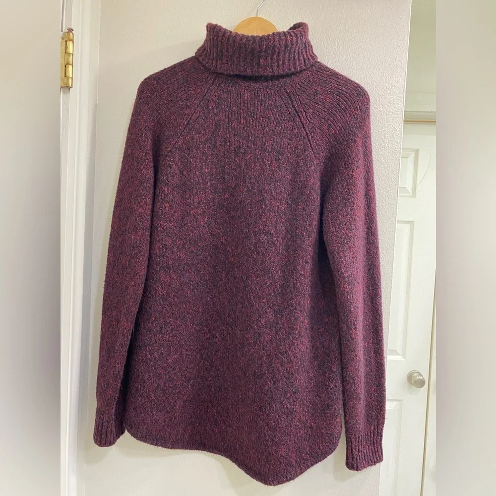 Michael Kors Burgundy Turtleneck Sweater Size Medium